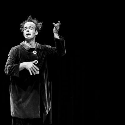 Cartoon-Toylete---Teatro-nelle-Foglie