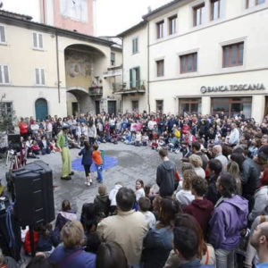 piazza-dei-ciompitanto di cappello2015