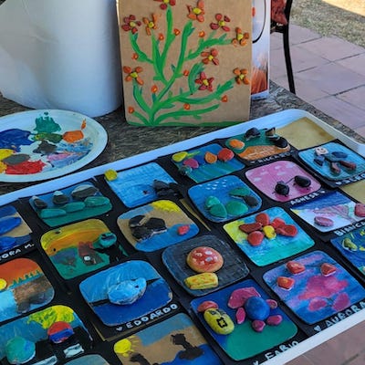 Laboratorio ``Creando con la terra``